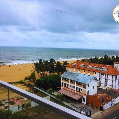 Negombo Ocean Breeze - Bliss On The Beach Luxury Apartments By Serendib Vacation מראה חיצוני תמונה