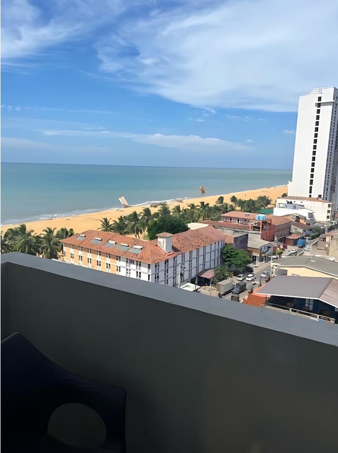 Negombo Ocean Breeze - Bliss On The Beach Luxury Apartments By Serendib Vacation מראה חיצוני תמונה