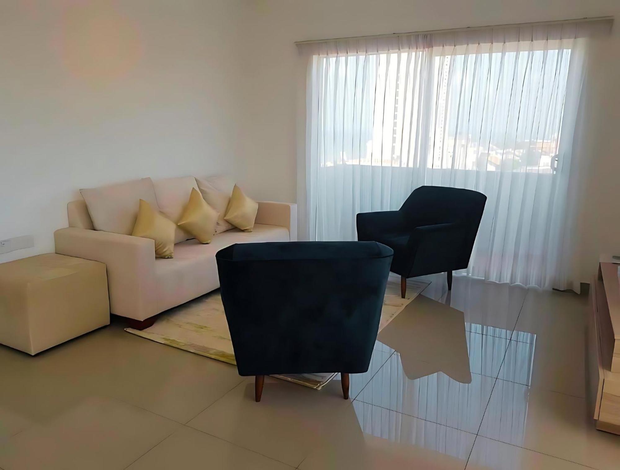 Negombo Ocean Breeze - Bliss On The Beach Luxury Apartments By Serendib Vacation מראה חיצוני תמונה
