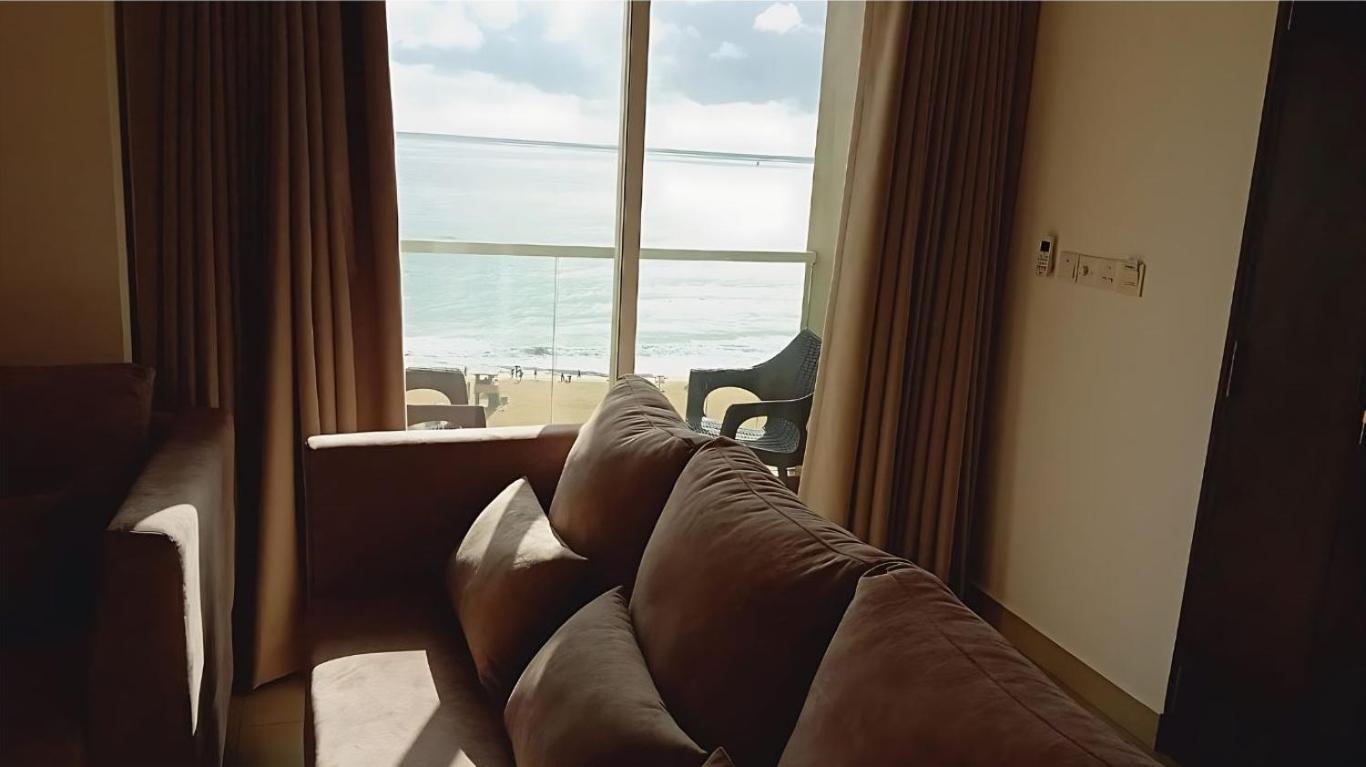 Negombo Ocean Breeze - Bliss On The Beach Luxury Apartments By Serendib Vacation מראה חיצוני תמונה