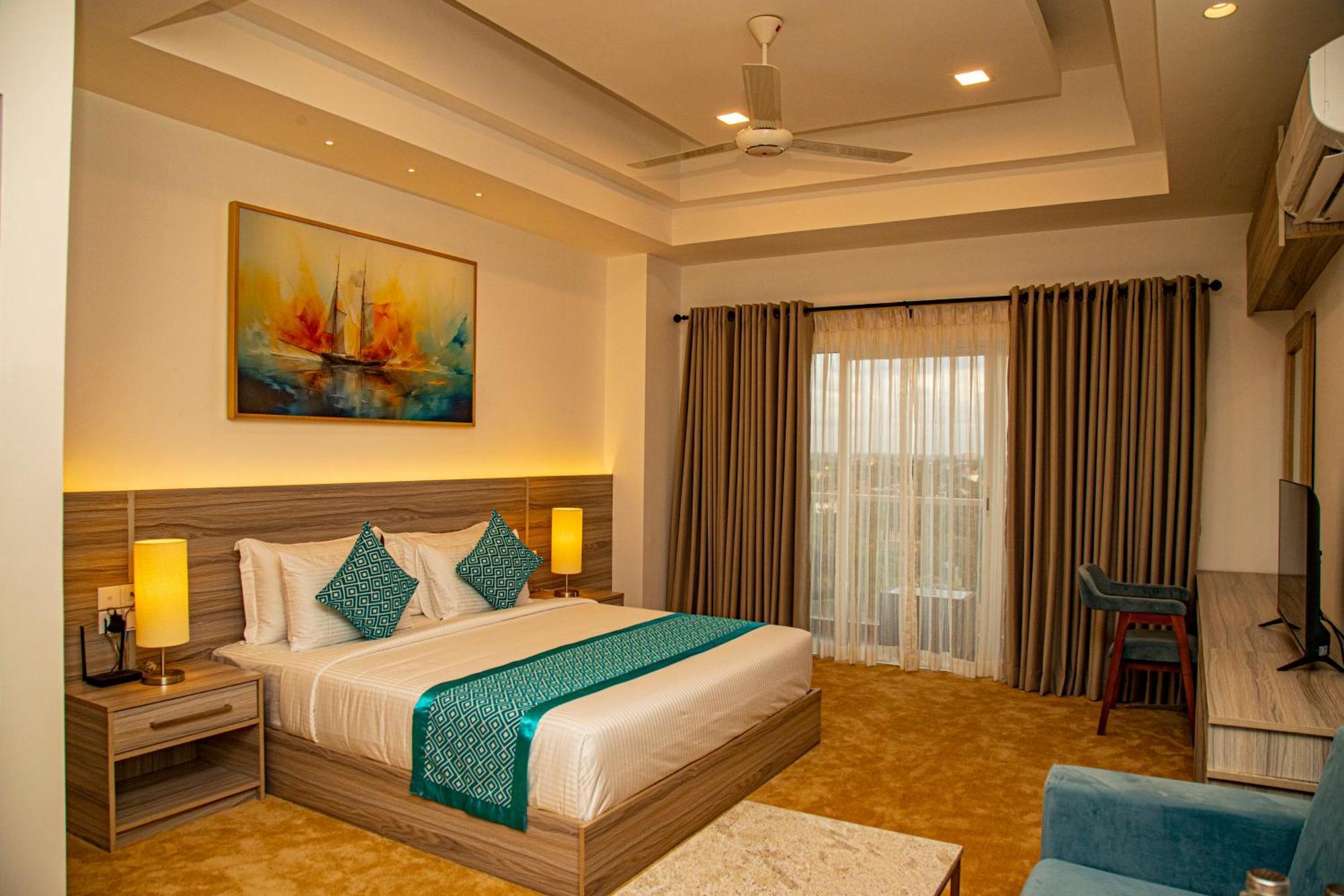 Negombo Ocean Breeze - Bliss On The Beach Luxury Apartments By Serendib Vacation מראה חיצוני תמונה