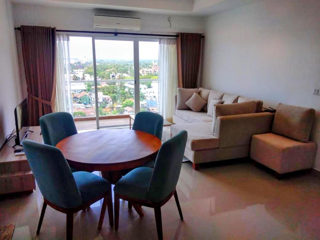 Negombo Ocean Breeze - Bliss On The Beach Luxury Apartments By Serendib Vacation מראה חיצוני תמונה
