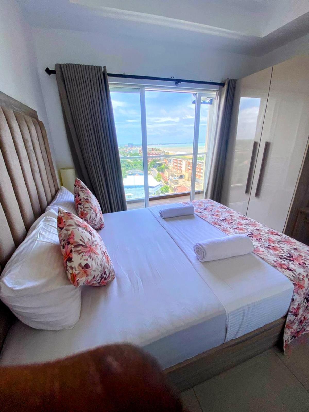 Negombo Ocean Breeze - Bliss On The Beach Luxury Apartments By Serendib Vacation מראה חיצוני תמונה